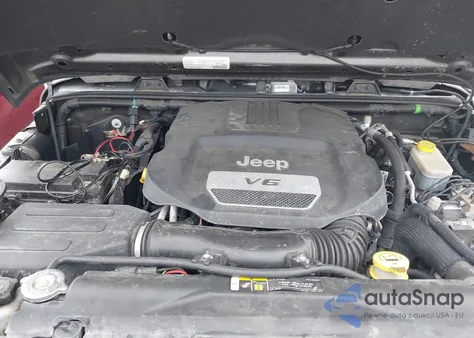 2018 Jeep Wrangler Jk Unlimited Altitude 4X4 из США, поврежденный, VIN 1C4BJWEG5JL851029